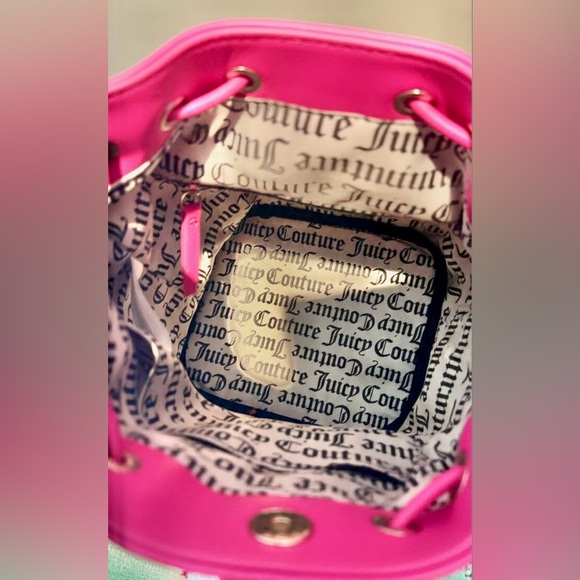 Juicy Couture Hot Pink Terry Bucket Crossbody Bag NWT - Picture 4 of 5